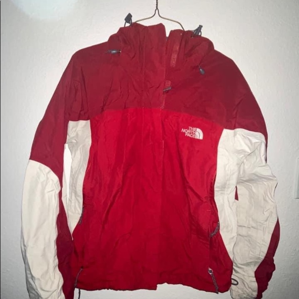 North face size small ski jacket